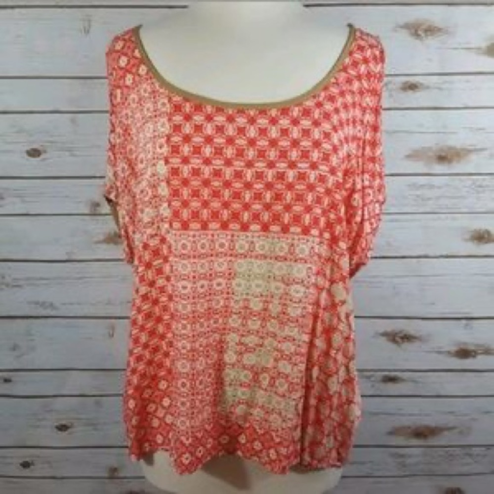 Ella Moss coral & tan cold shoulder top, size M
